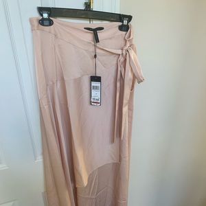 New Bcbg maxazria Almond pink skirt